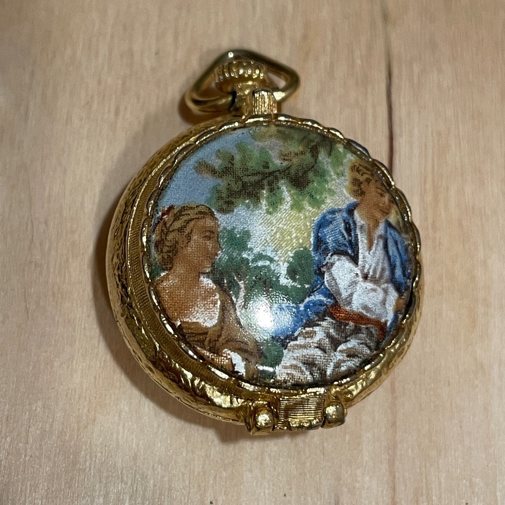 Vintage Antique 1950s/1960s Gold Tone Charm